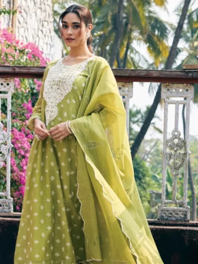 Green Jamdani & Cotton Kalidaar Set