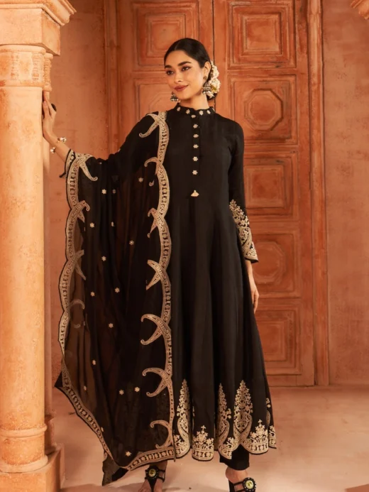 Art Raw Silk & Organza Kalidaar Set