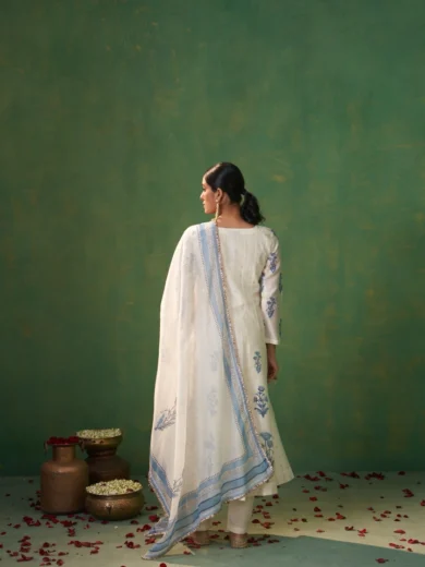 Plain & Polka Pure Zari Chanderi Kalidaar Set - Image 6