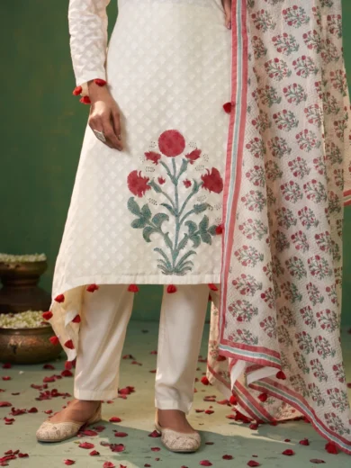 Offwhite Jackard Liva Salwar Suit Set - Image 4