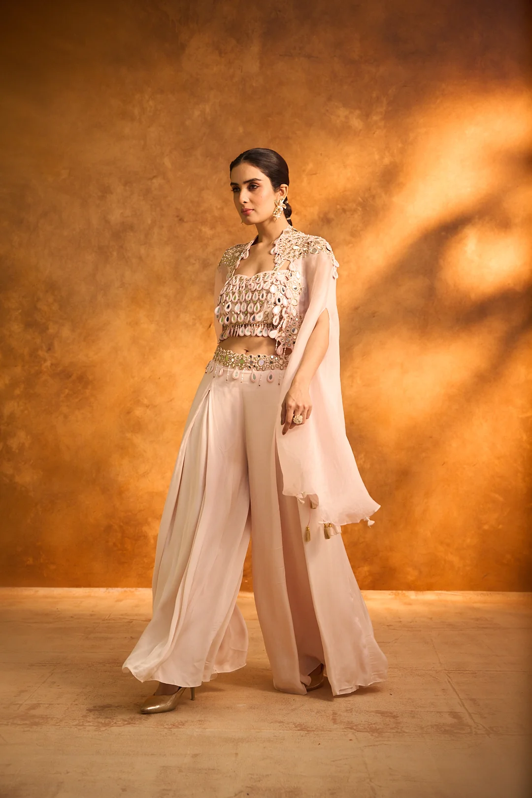 Peach Mirror-Embroidered Cape Set - Image 3