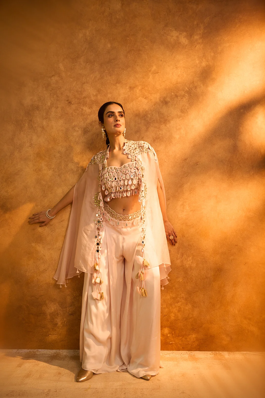 Peach Mirror-Embroidered Cape Set - Image 4