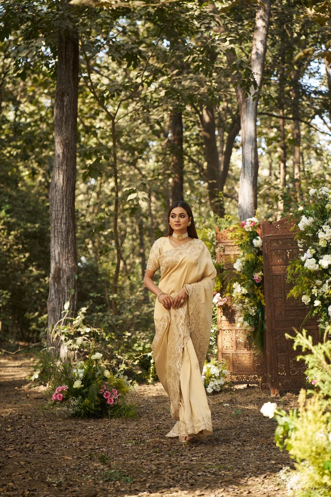 Champagne Gold Hand-Embroidered Bridal Saree with Scalloped Zari Border - Image 2