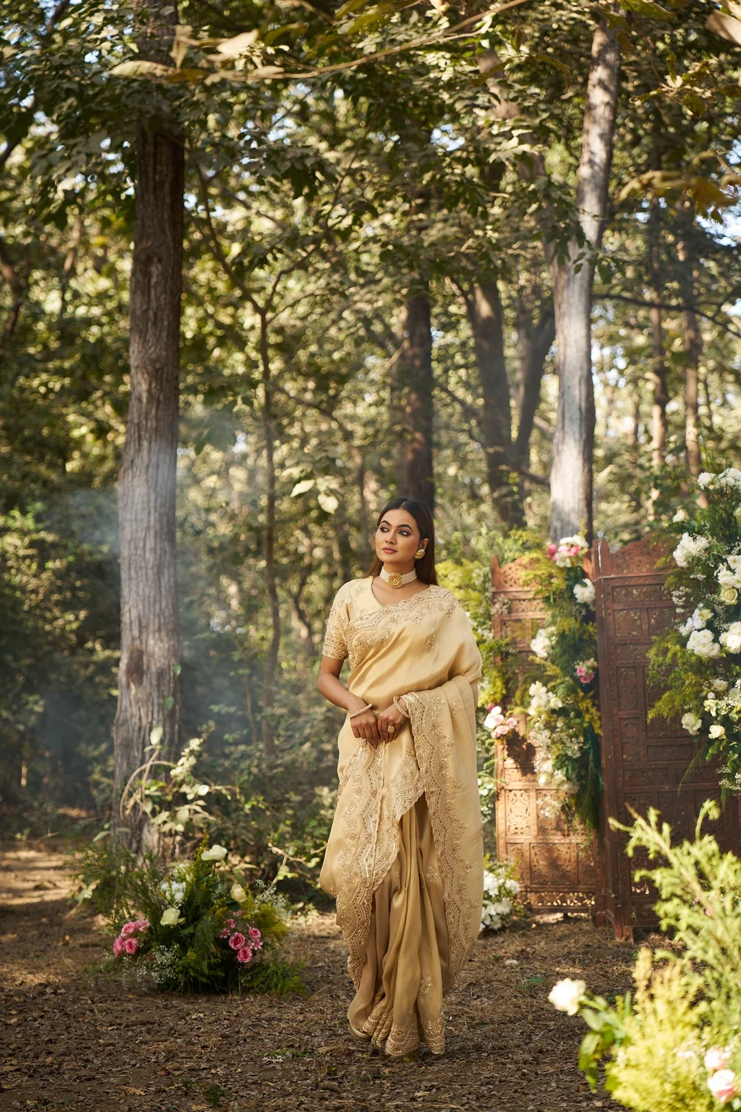 Champagne Gold Hand-Embroidered Bridal Saree with Scalloped Zari Border - Image 4